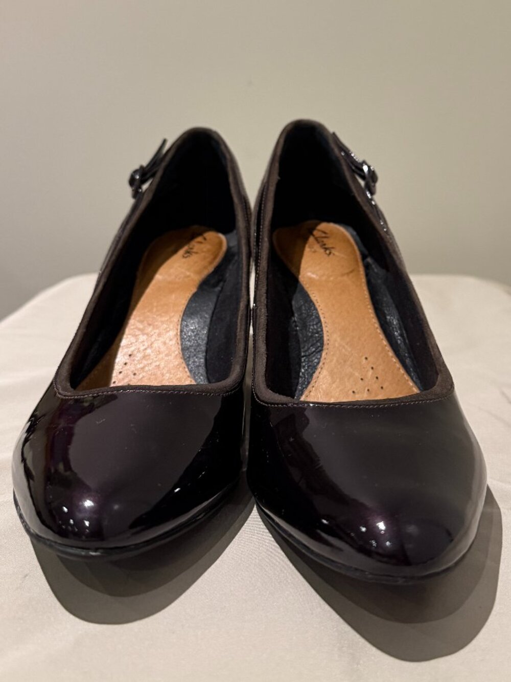 Clarks Artisan High Heel Pointed Shoes - Size 9.5 - Purple & Brown Suede